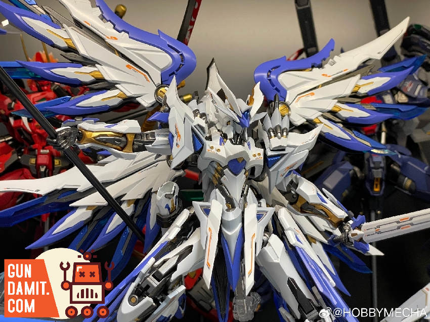 Hobbymecha Jingwei rear view with flowing white feathered tail armor Hobbymecha Jingwei rear view with flowing white feathered tail armor