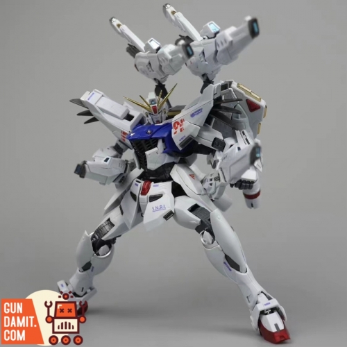 Daban 1/100 8821 MG F91 Gundam F91 Model Kit w/ Decal and Stand