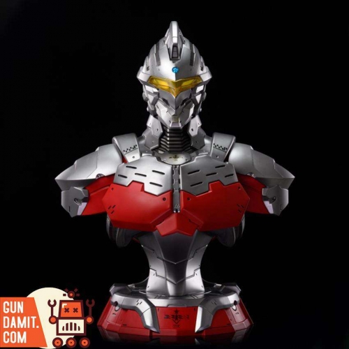 [Pre-Order] Eastern Model ULTRAMAN Seven Suit Armor Bust w/ LED